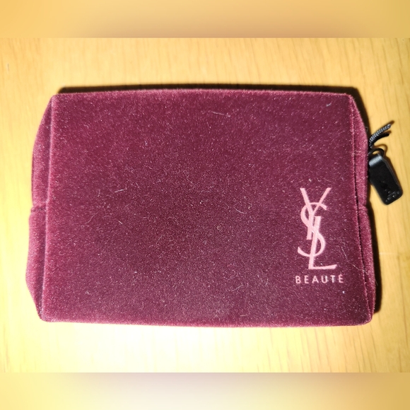 YSL Beaute Mini Cosmetics Case in Velvety Maroon - Picture 2 of 10